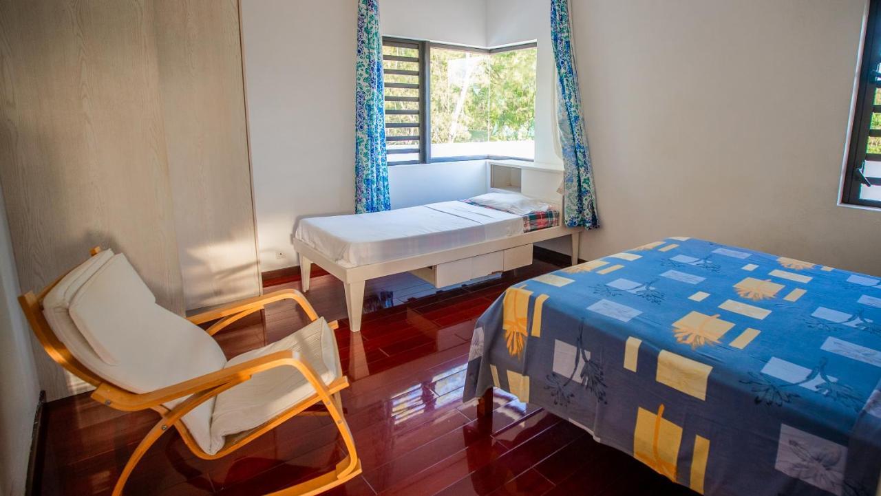 Villa Angelou - Sunlit Beach Getaway With Pool And Wifi Belle Mare Exterior foto